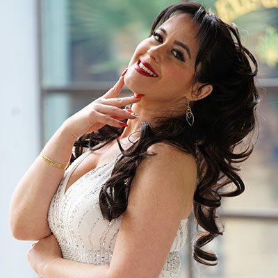 Yailen Hernandez – Queen Selena performer